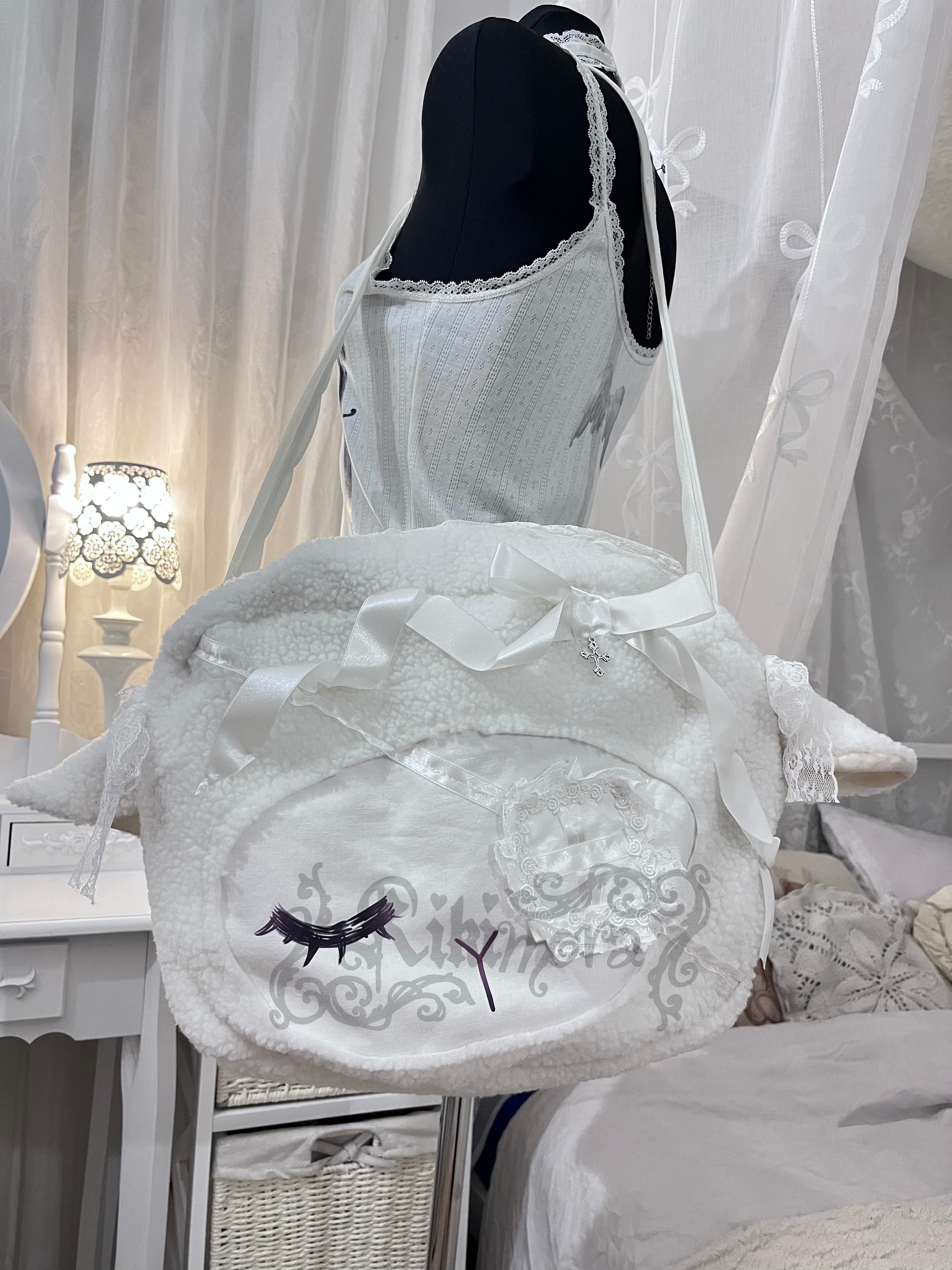 Sacrificial lamb - big handmade bag ꒰ᐢ. .ᐢ꒱