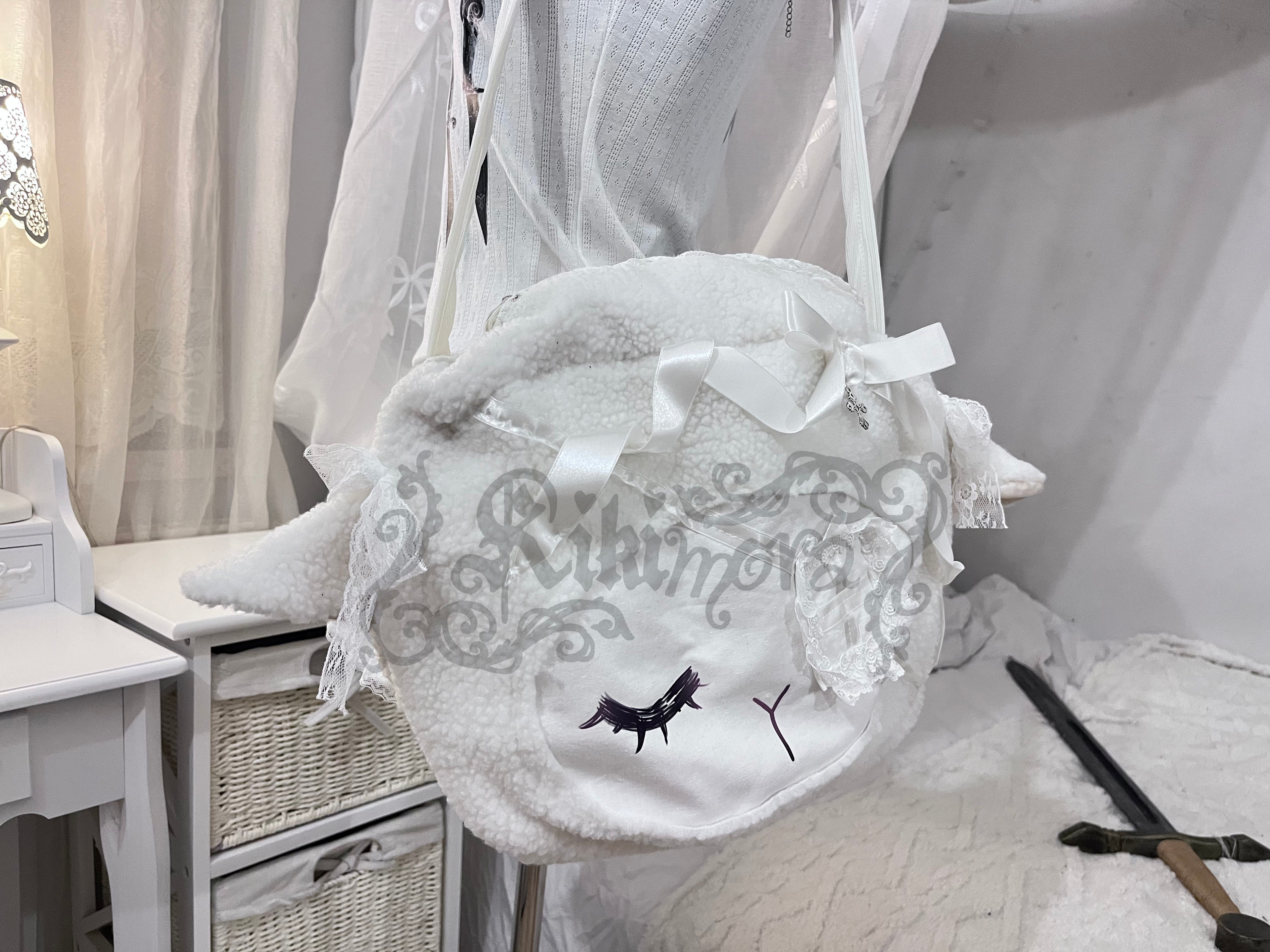 Sacrificial lamb - big handmade bag ꒰ᐢ. .ᐢ꒱