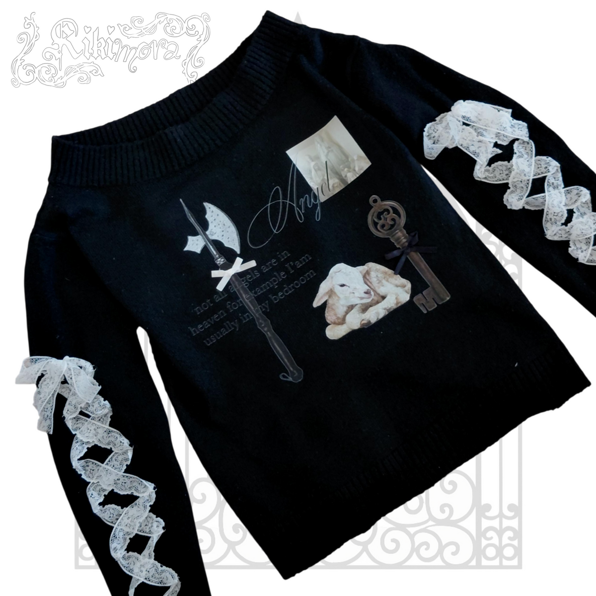 Minerva - 1/1 reworked off-shoulder sweater
